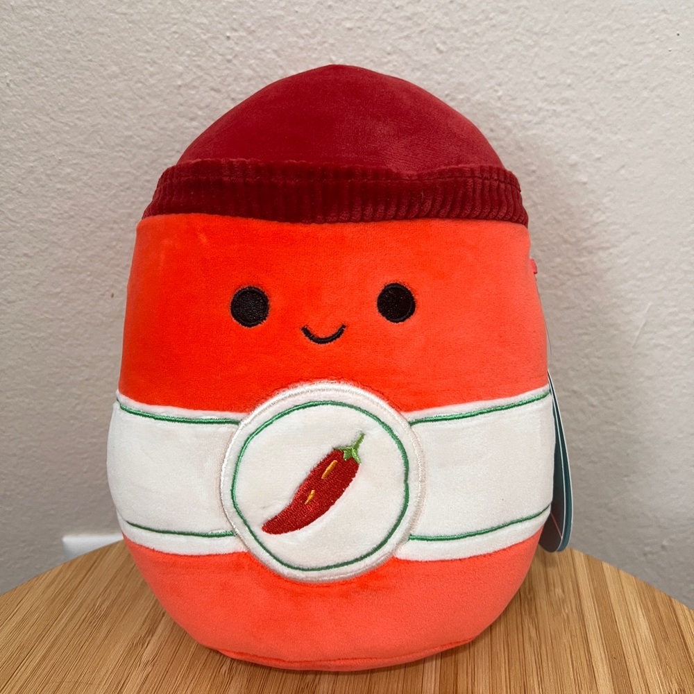 Squishmallows Illia the Chili Pepper Plush • 8” • Kellytoy 2022 • NWT